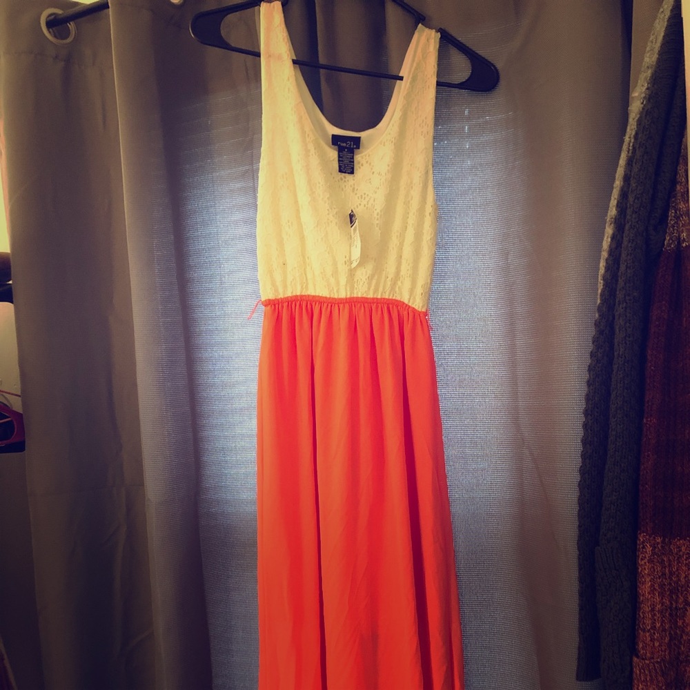 Chiffon and lace maxi dress